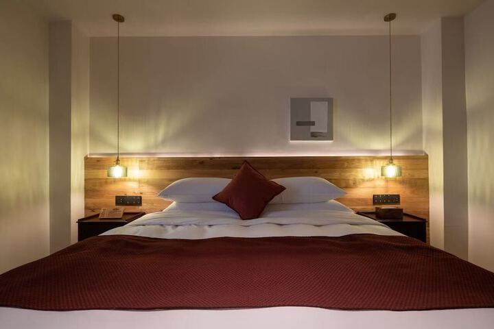 Room 48 of 147