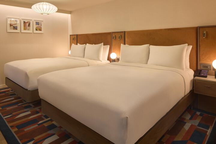 Room 26 of 114