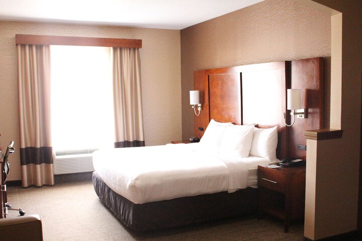 Suite 2 Queen Beds (51 of 51)