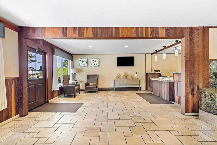 Lobby Photos