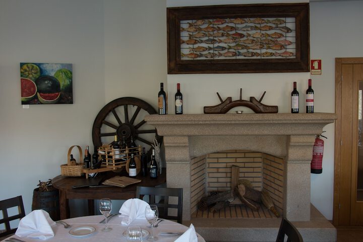 Dining 55 of 79