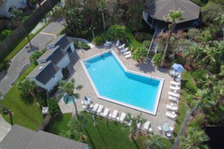 Pool 16 of 32