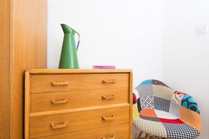 Room 15 of 28