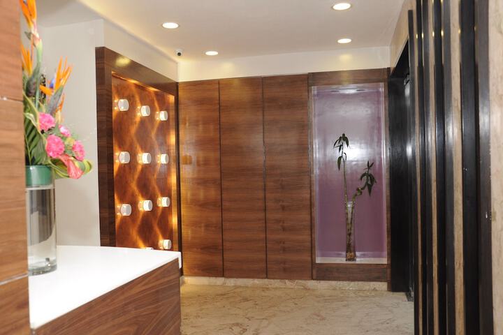 Hotel Lobby