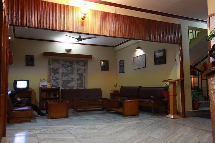 Hotel Interior 4 of 27