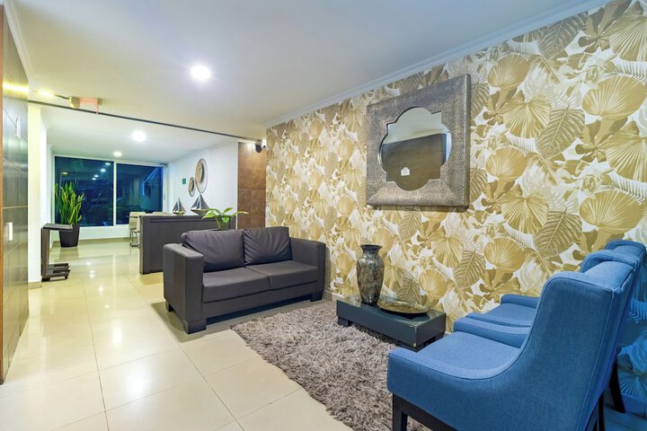 Guest Lobby