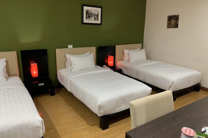Room 13 of 77