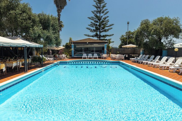 Pool 31 of 72