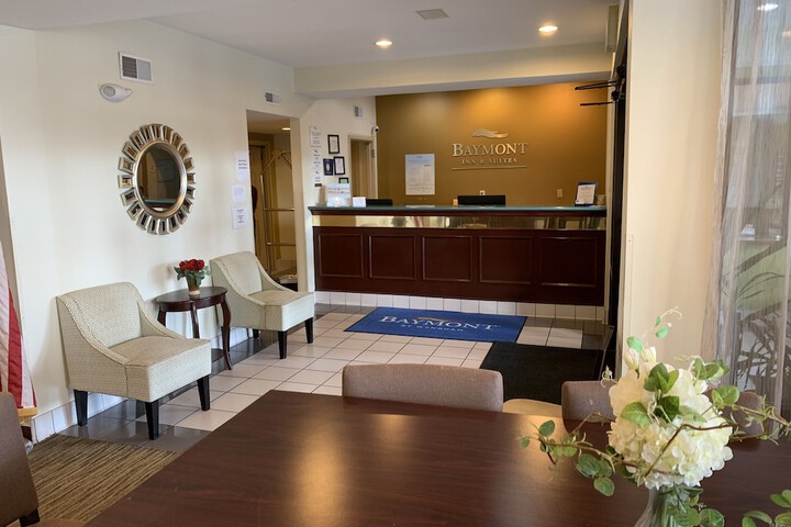 Hotel Lobby