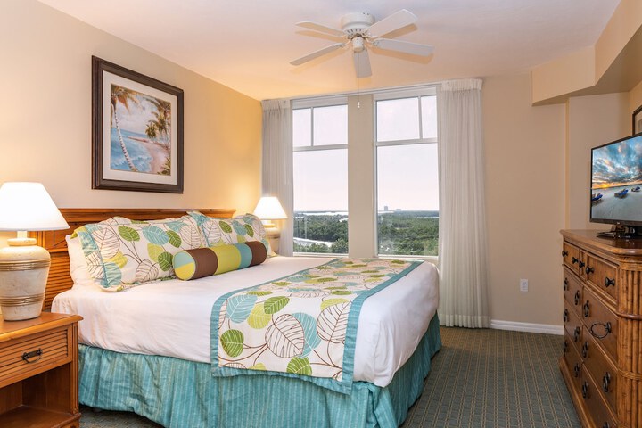 Room 8 of 36