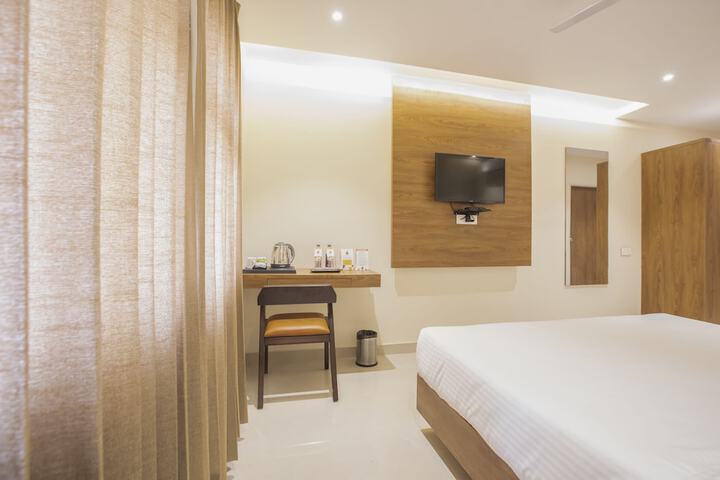 Room 30 of 63