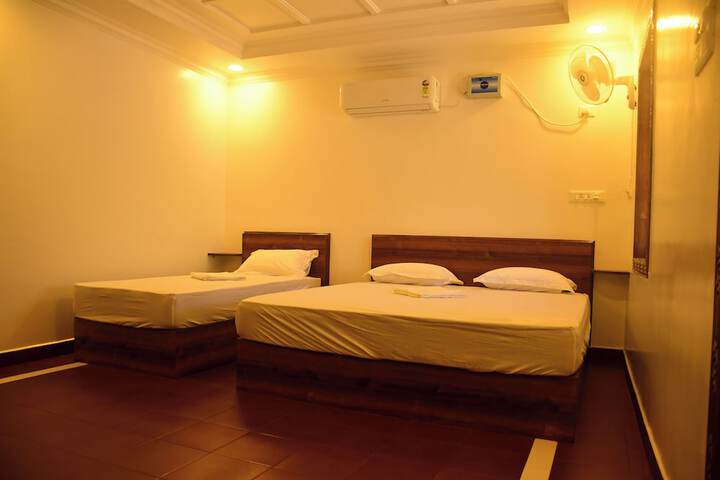 Room 5 of 21