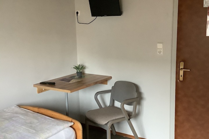 Room 5 of 53