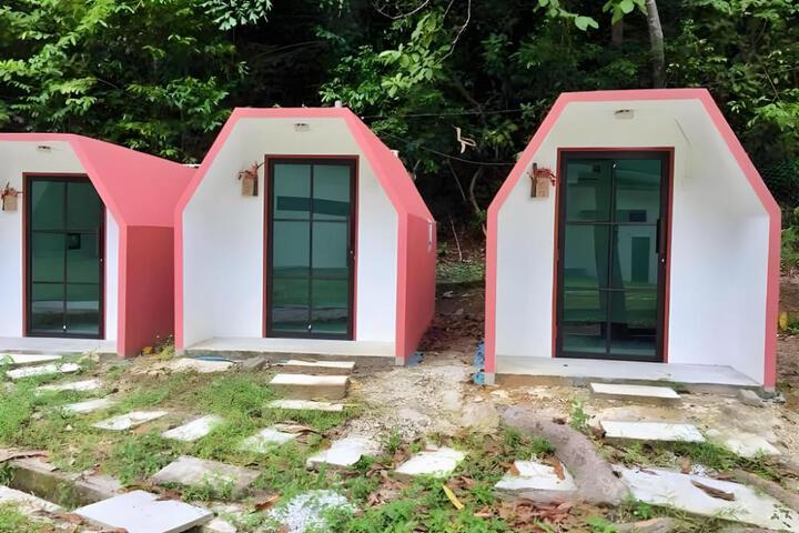 Eco Capsule Resort