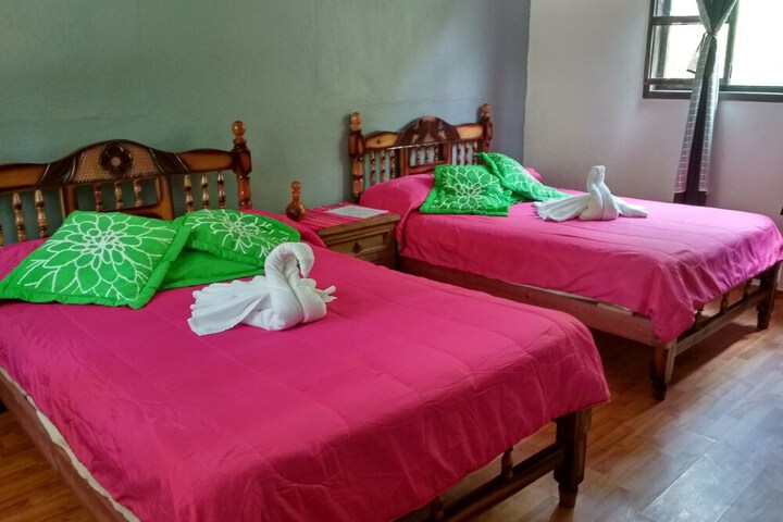 Room 16 of 105