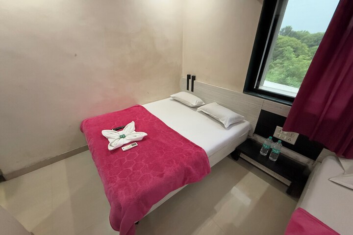 Room 14 of 72