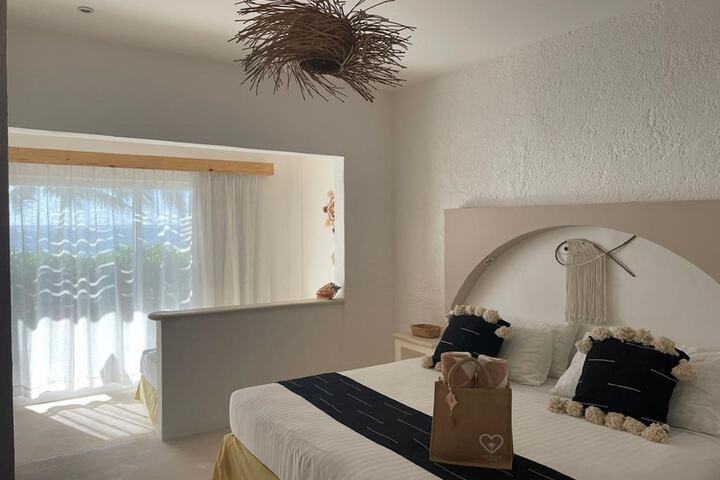 Room 16 of 81
