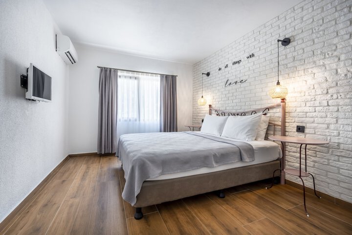 Room 36 of 113