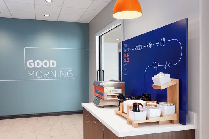 Breakfast/Coffee Service 53 of 62