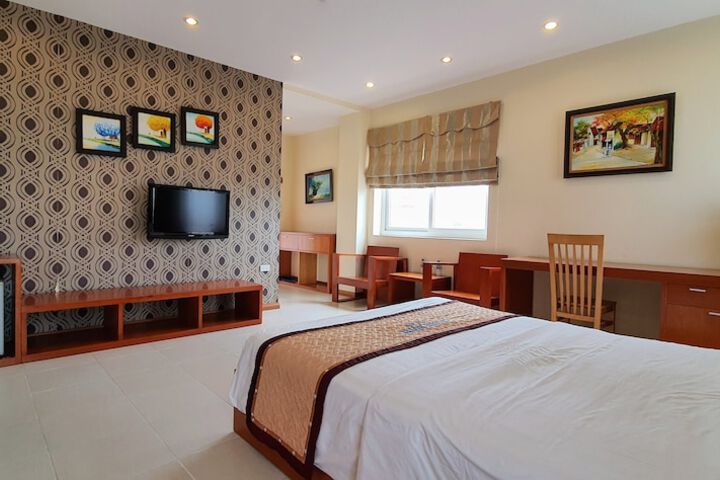 Room 25 of 69