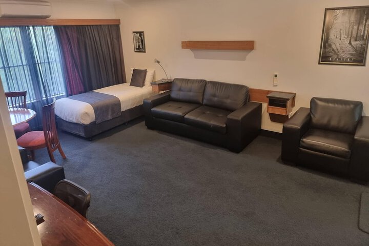Room 61 of 92