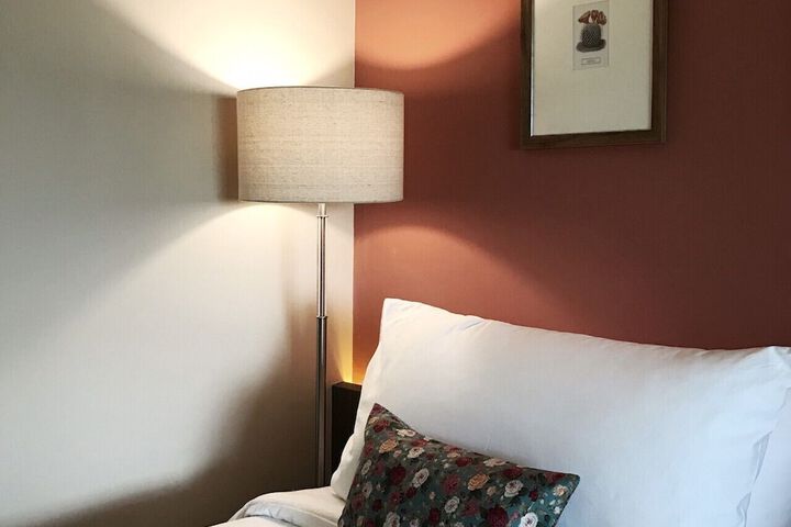 Room 186 of 260