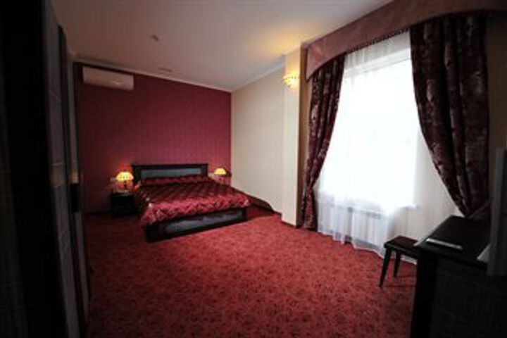Room 15 of 30
