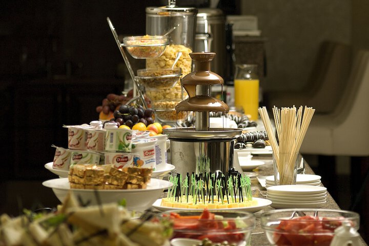 Breakfast/Coffee Service 83 of 119