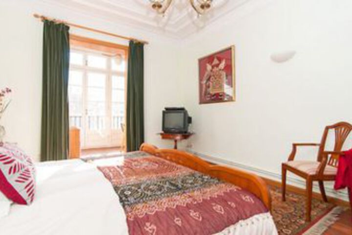 Room 22 of 74