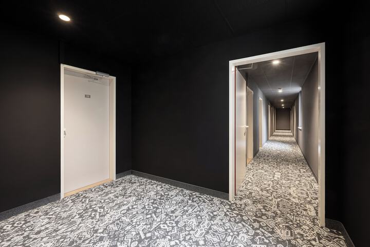 Ballroom/Hall 32 of 45