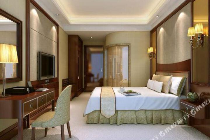 Wanan Linmao Business Hotel