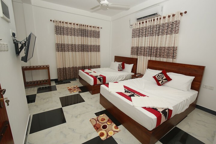 Room 8 of 48
