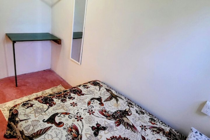Room 8 of 45