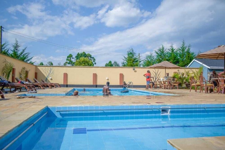 Pool 12 of 44