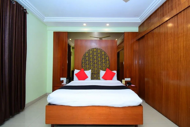 Room 3 of 22