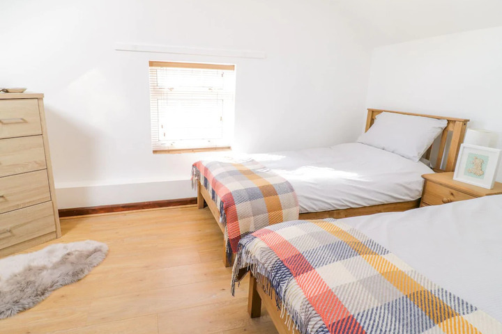 Room 3 of 5