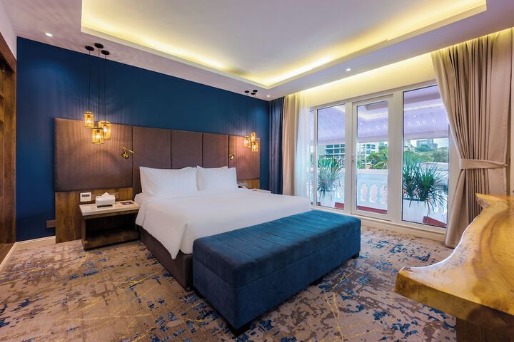 Room 45 of 133