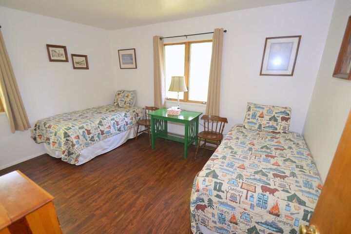 Room 4 of 46