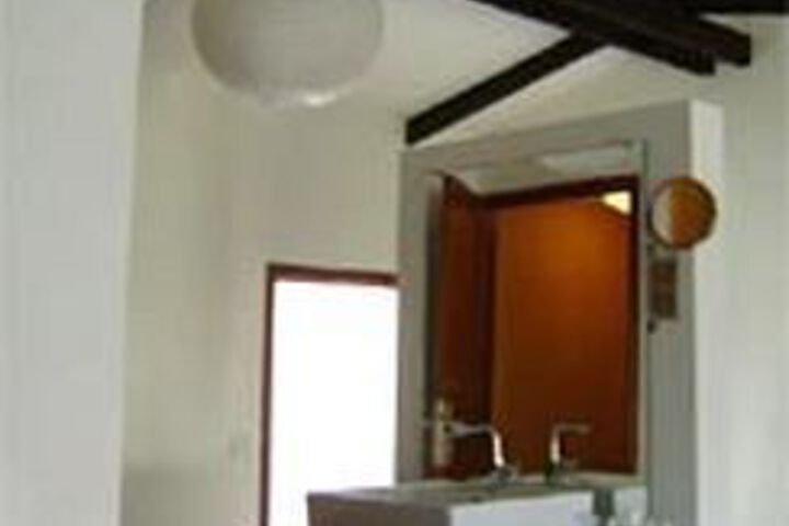 Room 2 of 24
