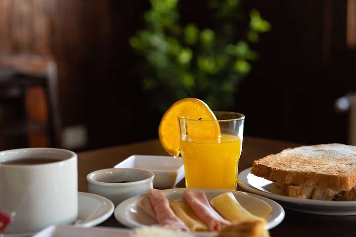 Breakfast meal