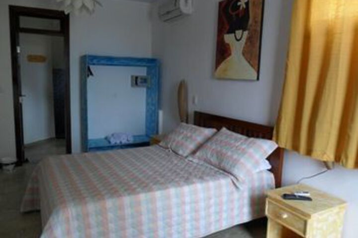Room 43 of 177
