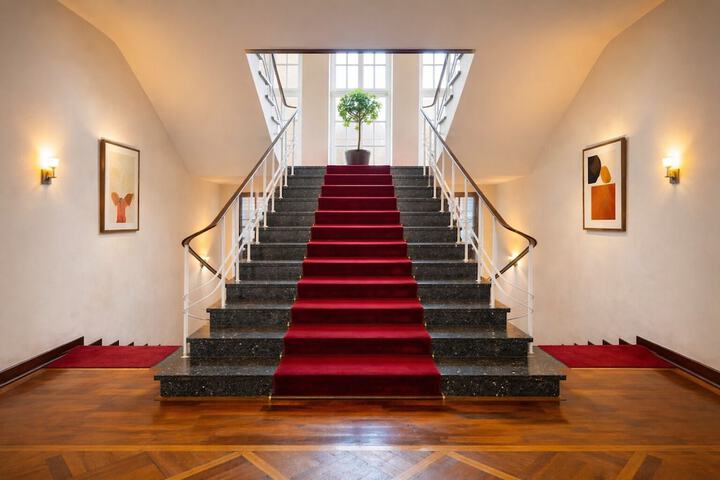 Hotel 2 of 25