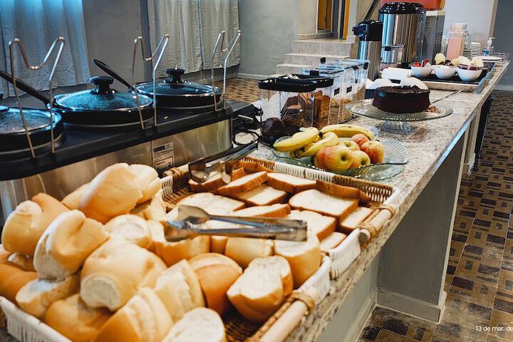 Breakfast/Coffee Service 26 of 27