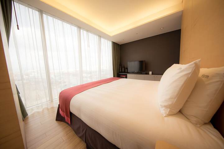 Room 19 of 112