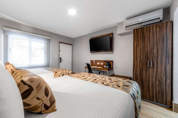 Room 13 of 46