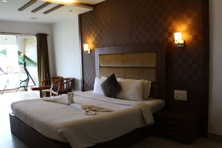 Room 3 of 47