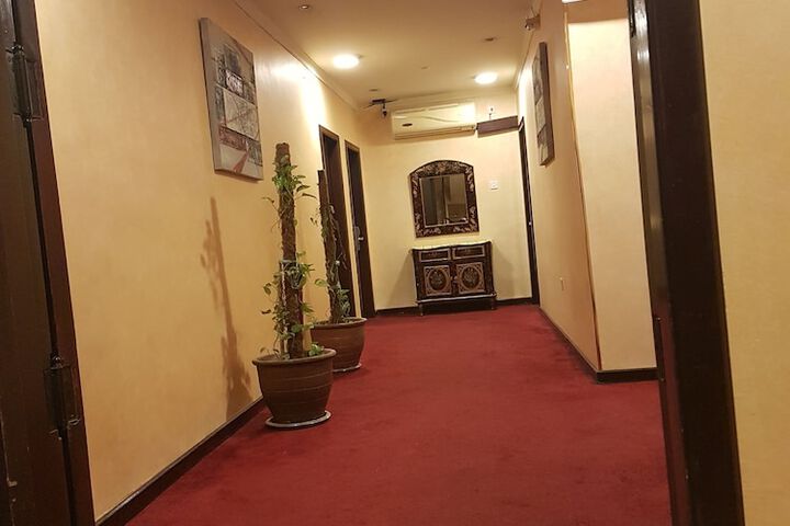Ballroom/Hall 6 of 7