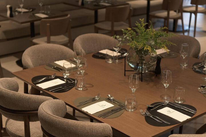 Dining 247 of 357