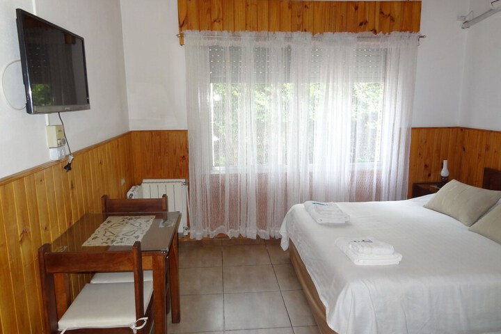 Room 8 of 37