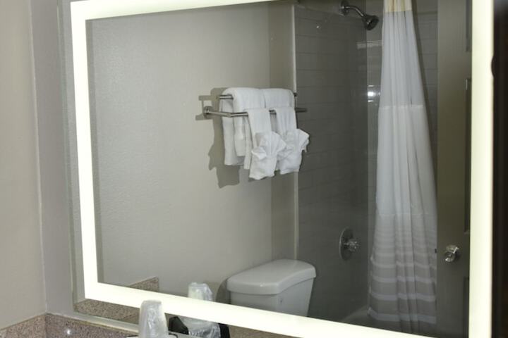 Room 13 of 52